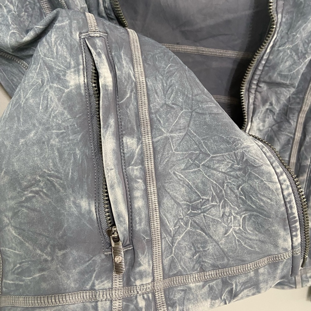 Lululemon Define Jacket - Picture 6 of 11